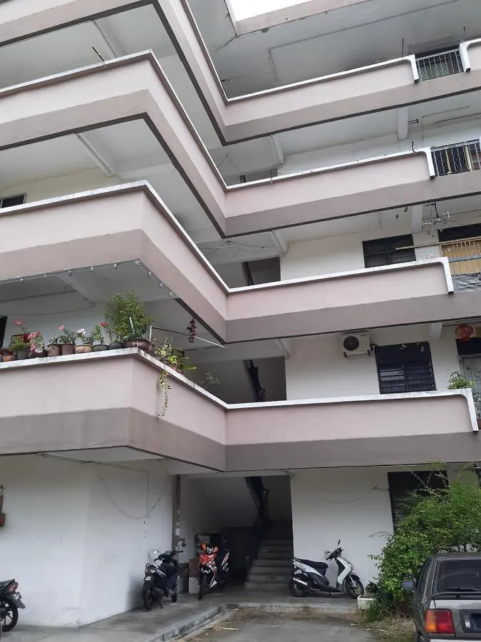 アパート Homestay Idaman Tun Hussein - Harga Untuk 1 Rumah ,1 Bilik ,1 Bilik Air 4 Single Bed - Not Sharing ペライ