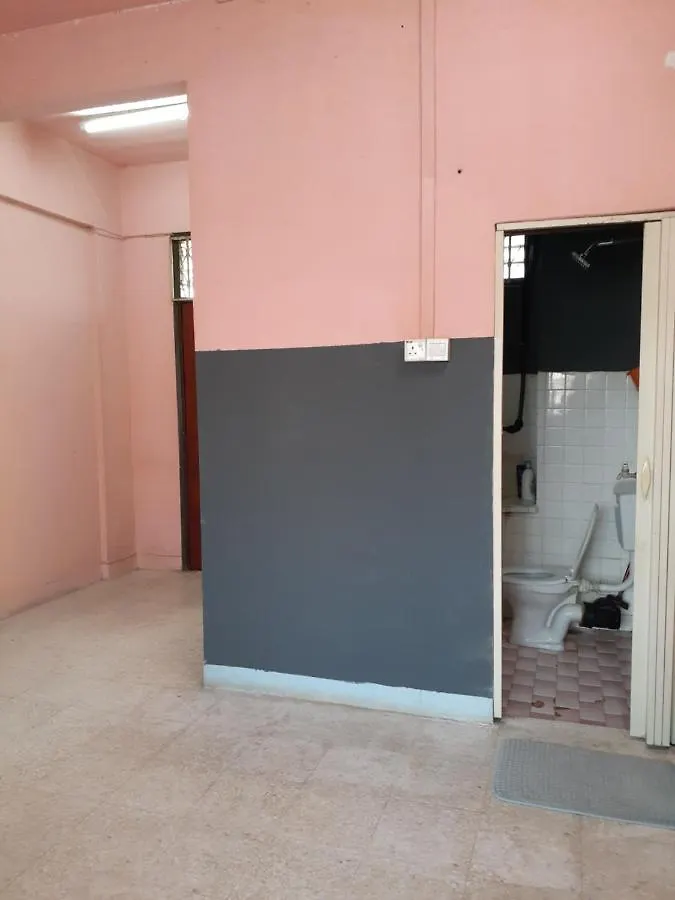 Lejlighed Homestay Idaman Tun Hussein - Harga Untuk 1 Rumah ,1 Bilik ,1 Bilik Air 4 Single Bed - Not Sharing Perai
